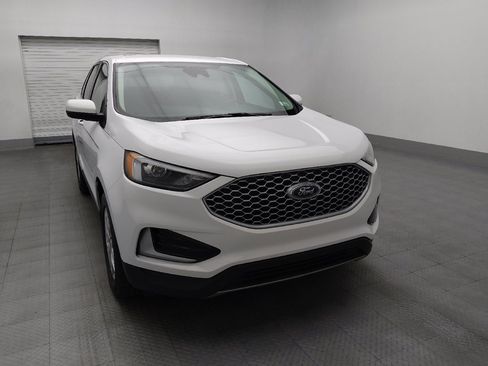 Used 2023 Ford Edge SEL image 14