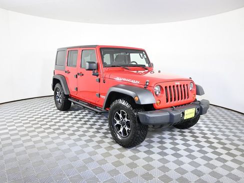 Used 2012 Jeep Wrangler Unlimited Rubicon w/ Connectivity Group AWD/4WD image 9