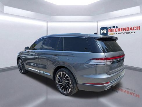 Used 2023 Lincoln Aviator Reserve w/ Equipment Group 201A RWD image 6