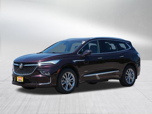 Used 2023 Buick Enclave Avenir w/ Avenir Technology Package AWD/4WD image 3