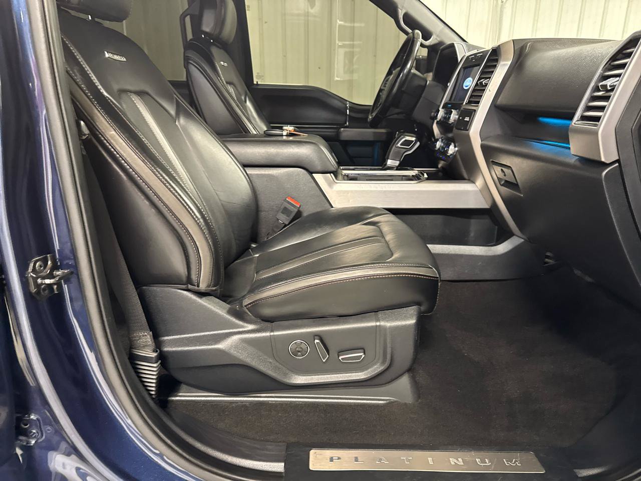 Used 2019 Ford F150 Platinum AWD/4WD image 12