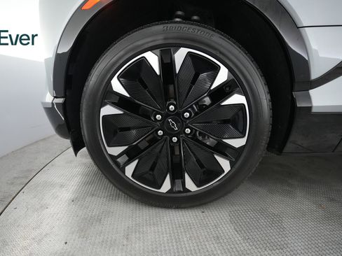 Used 2024 Chevrolet Blazer EV RS AWD/4WD image 19