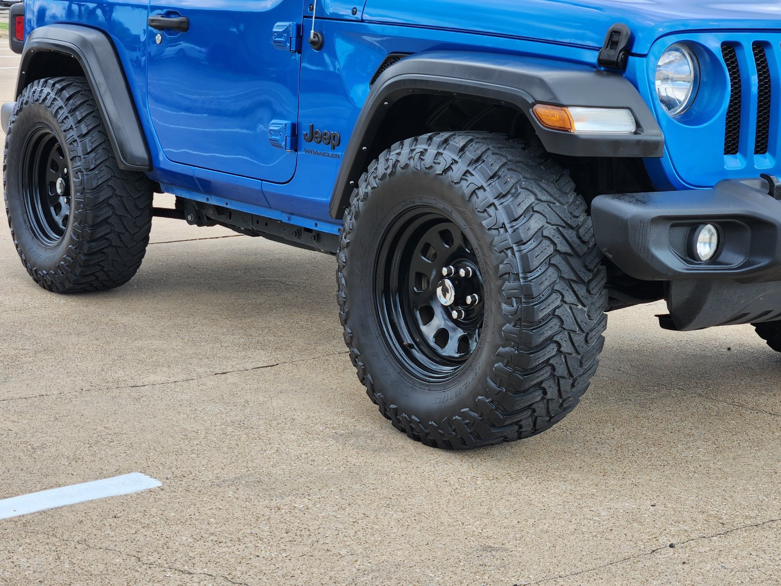 Used 2022 Jeep Wrangler Sport AWD/4WD image 11