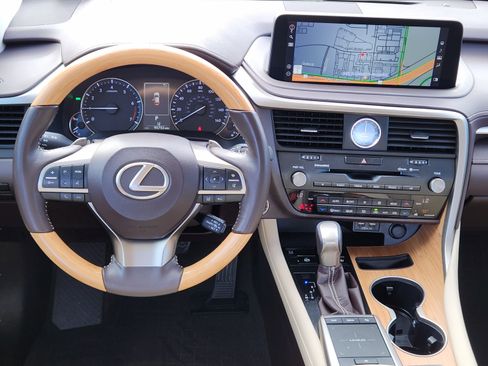 Used 2020 Lexus RX 350L FWD w/ Premium Package image 26