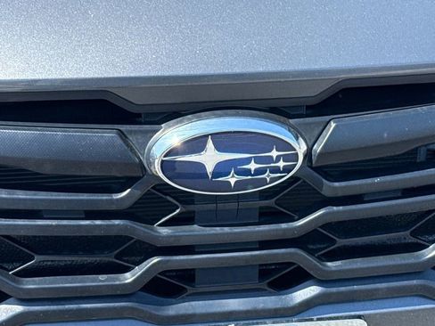Used 2024 Subaru Crosstrek 2.0i image 8