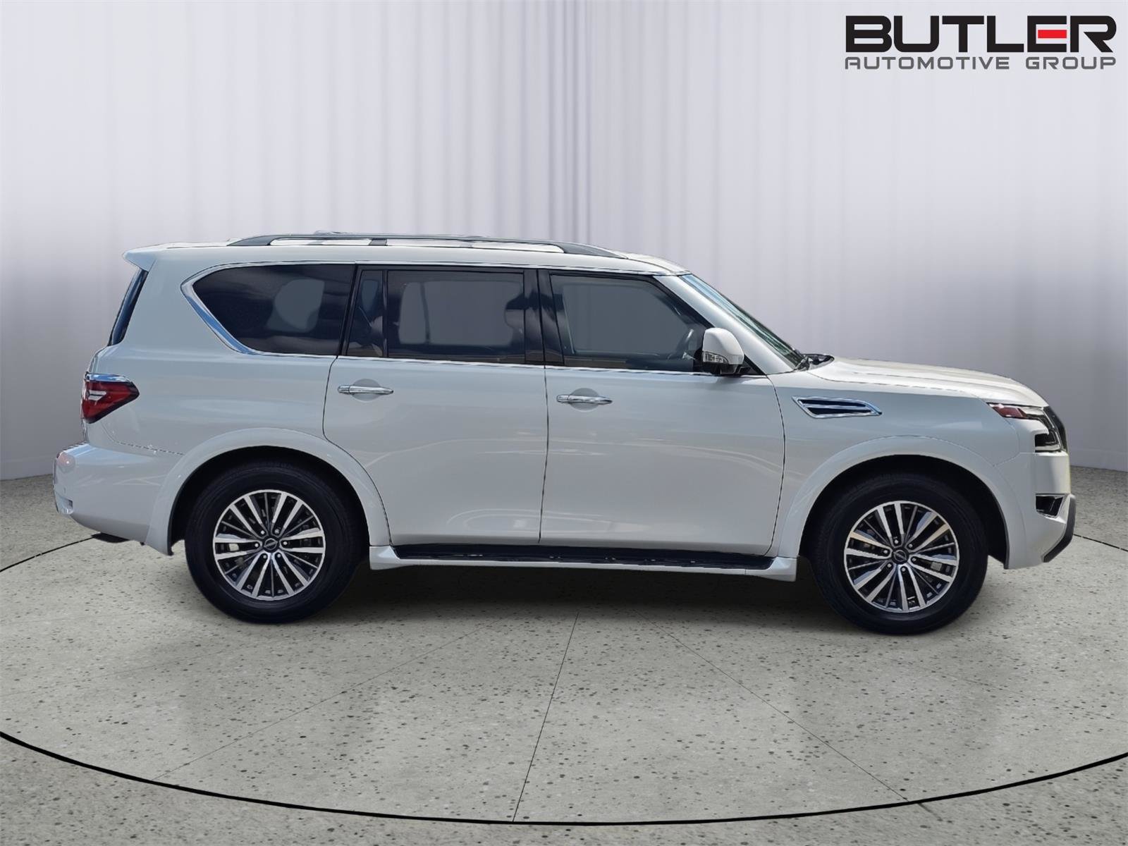 Used 2023 Nissan Armada SL w/ Captain's Chairs Package AWD/4WD image 7