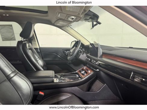 Certified 2022 Lincoln Aviator Reserve w/ Elements Package Plus AWD/4WD image 13