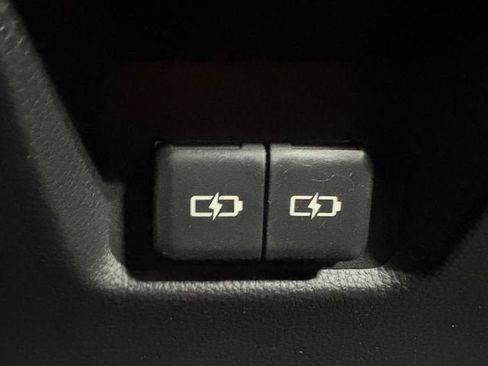 Used 2023 Toyota RAV4 XLE w/ Convenience Package AWD/4WD image 13