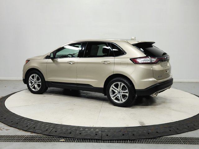 Used 2018 Ford Edge Titanium w/ Equipment Group 301A FWD image 6
