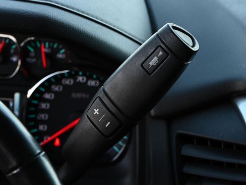 Used 2020 Chevrolet Tahoe LT image 21