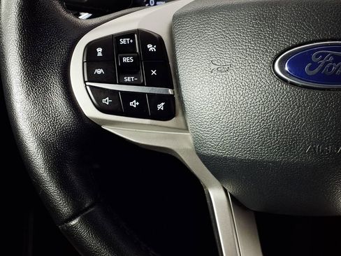 Used 2023 Ford Explorer Limited w/ Equipment Group 301A RWD image 20