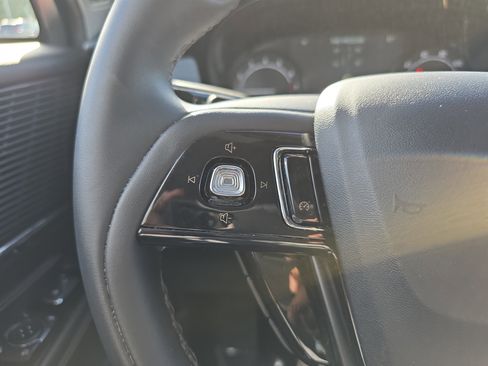 Certified 2022 Lincoln Corsair AWD w/ Equipment Group 101A image 16