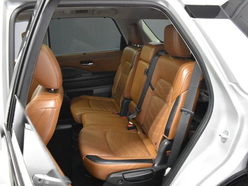 Certified 2023 Nissan Pathfinder Platinum w/ Cargo Package image 33