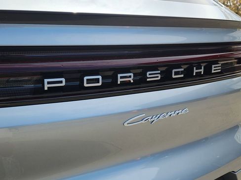 New 2026 Porsche Cayenne Coupe image 25
