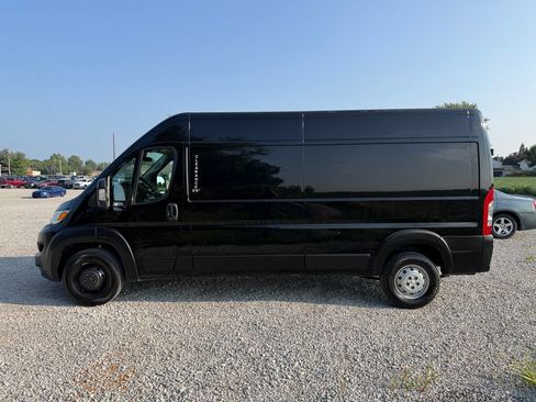 Used 2023 RAM ProMaster 2500 FWD image 22