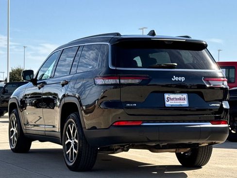 Used 2024 Jeep Grand Cherokee L Limited w/ Luxury Tech Group II image 6