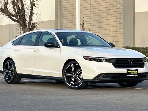 Certified 2025 Honda Accord Sport image 2