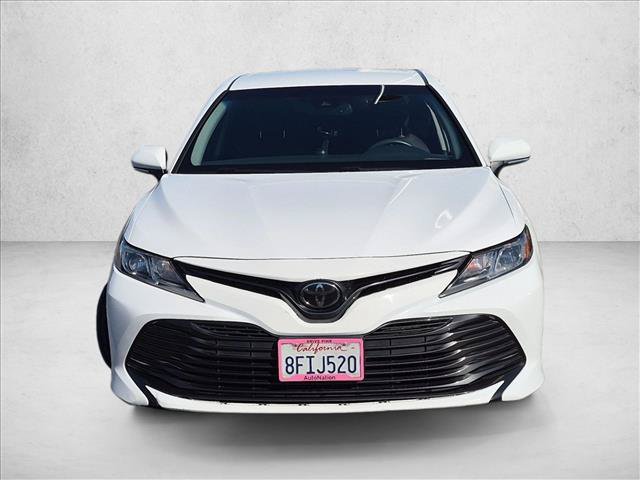 Used 2018 Toyota Camry LE w/ Convenience Package FWD image 2