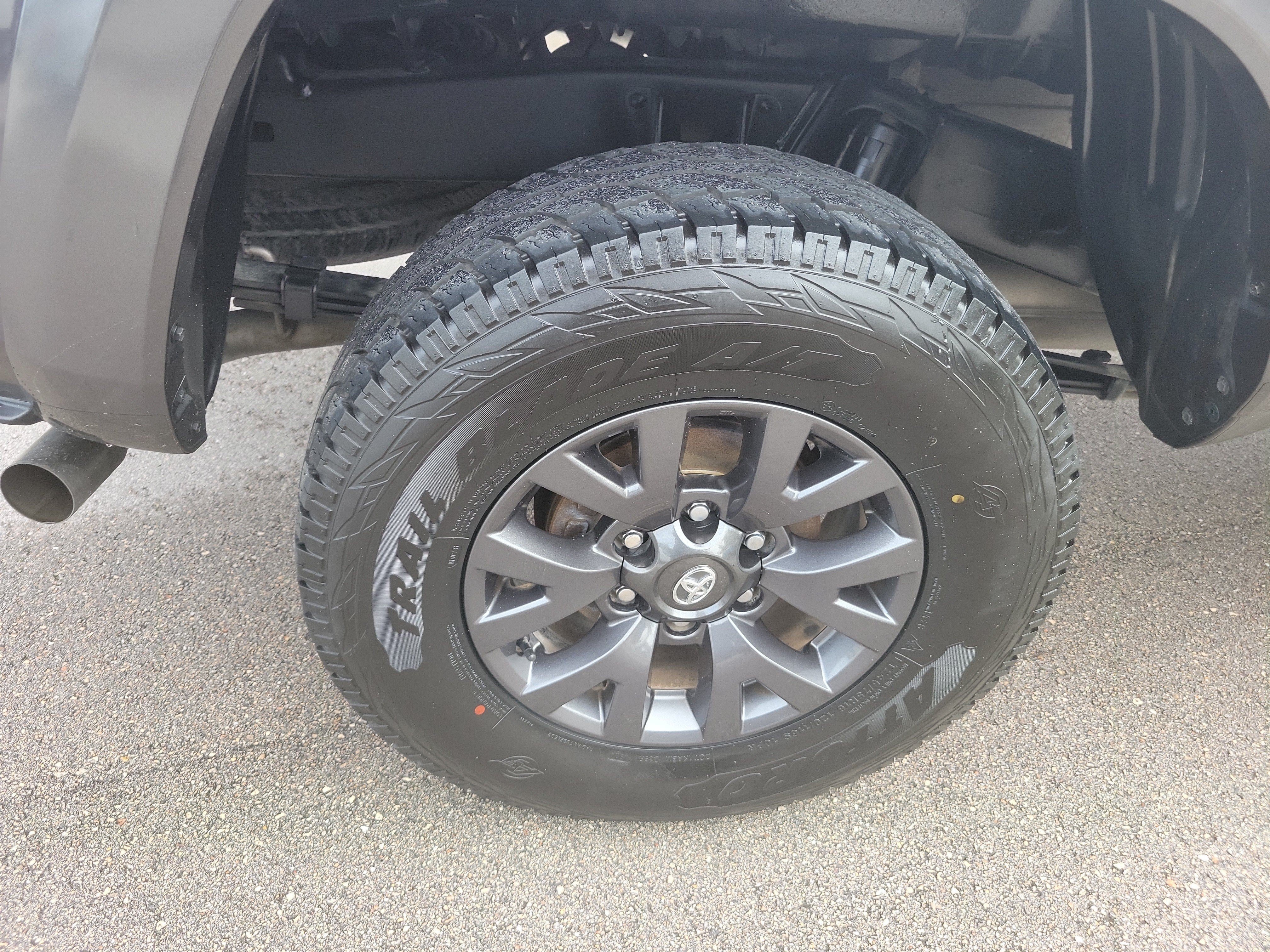 Used 2022 Toyota Tacoma SR5 RWD image 7