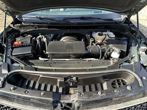 Used 2024 Cadillac Escalade Sport Platinum w/ LPO, ONYX Package image 31