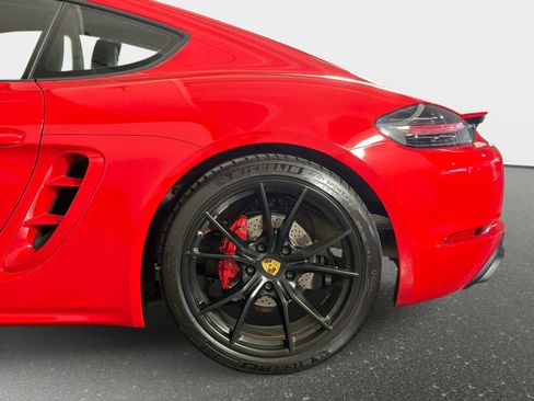 Used 2019 Porsche 718 Cayman GTS image 15