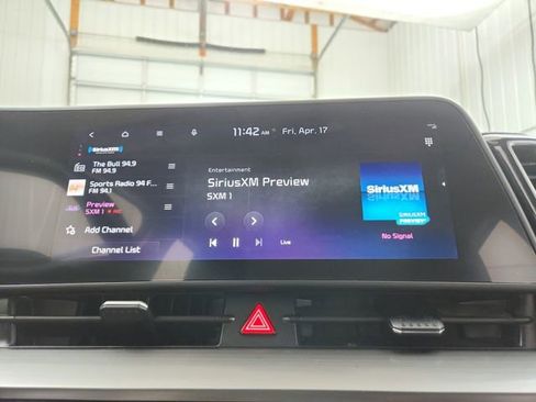 Used 2023 Kia Sportage EX image 24