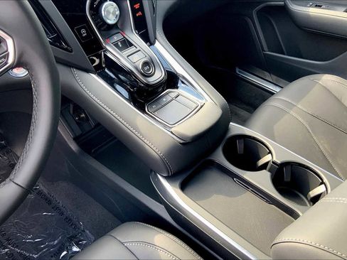 New 2025 Acura RDX SH-AWD image 7