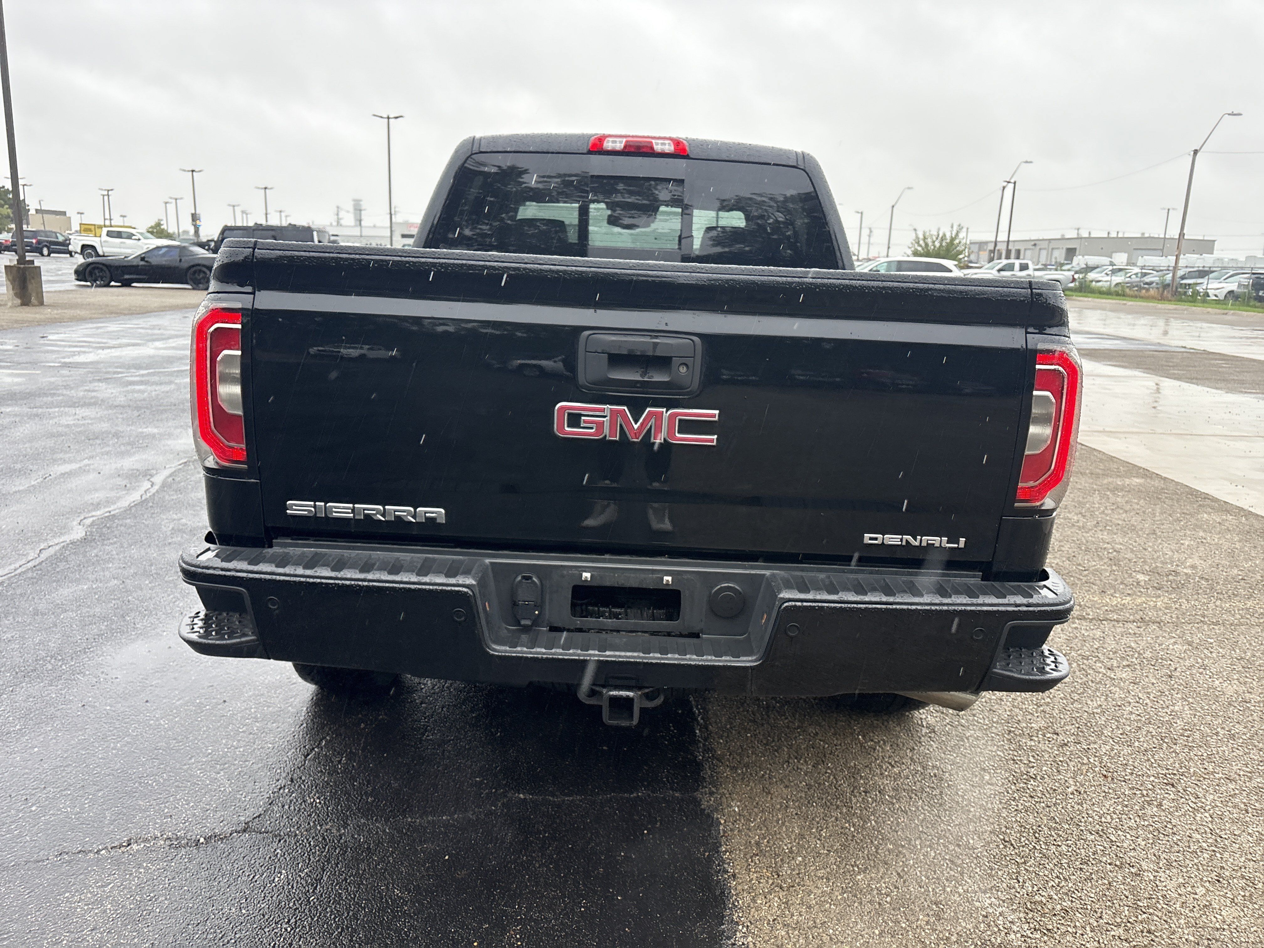 Used 2018 GMC Sierra 1500 Denali w/ Denali Ultimate Package AWD/4WD image 4
