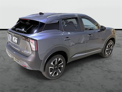 New 2026 Nissan Kicks SV w/ Cold Weather Package image 4