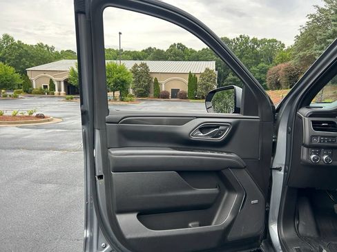 Used 2022 GMC Yukon AT4 AWD/4WD image 59