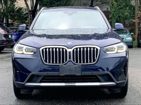 Used 2023 BMW X3 xDrive30i w/ Premium Package AWD/4WD image 2