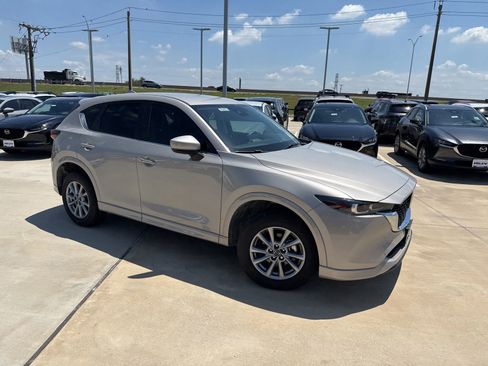 Used 2025 MAZDA CX-5 AWD 2.5 S w/ Select Package image 2