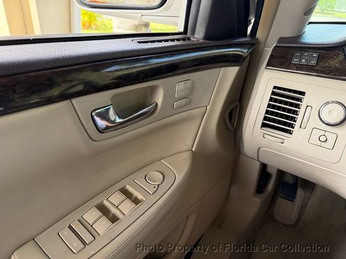 Used 2008 Cadillac DTS FWD image 47