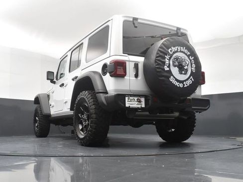 Used 2025 Jeep Wrangler Unlimited Sport AWD/4WD image 22