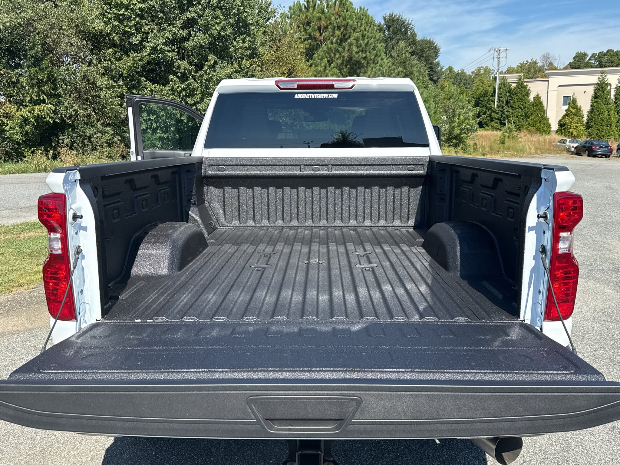 New 2026 Chevrolet Silverado 2500 Custom w/ Custom Value Package AWD/4WD image 19