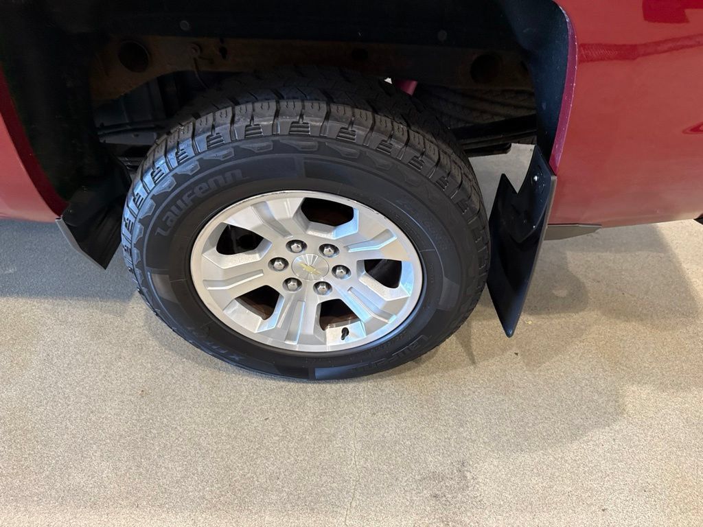 Used 2018 Chevrolet Silverado 1500 LT w/ All Star Edition AWD/4WD image 10