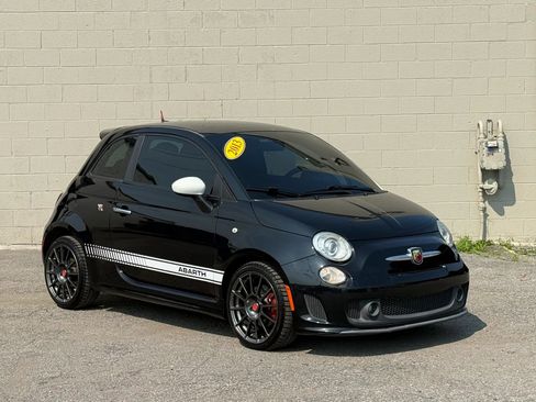 Used 2013 FIAT 500 Abarth w/ Beats Audio Pkg FWD image 6
