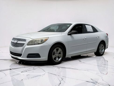 Used 2013 Chevrolet Malibu LS w/ Protection Package FWD image 6