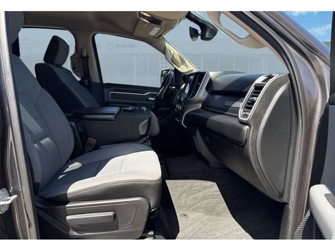 Used 2020 RAM 1500 Big Horn AWD/4WD image 19