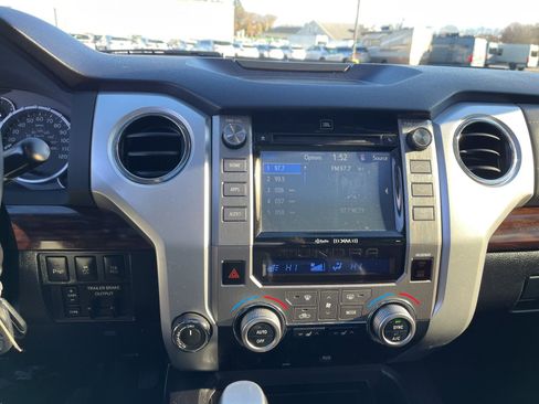 Used 2016 Toyota Tundra Limited image 29