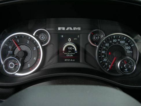 Used 2024 RAM 3500 Big Horn AWD/4WD image 38