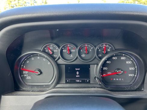 Used 2025 Chevrolet Silverado 1500 W/T RWD image 16