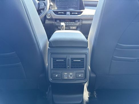 New 2026 Subaru Outback Limited AWD/4WD image 23