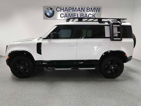 Used 2021 Land Rover Defender 110 X-Dynamic HSE image 3
