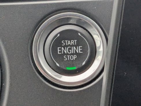 Used 2025 Chevrolet Blazer LT image 29