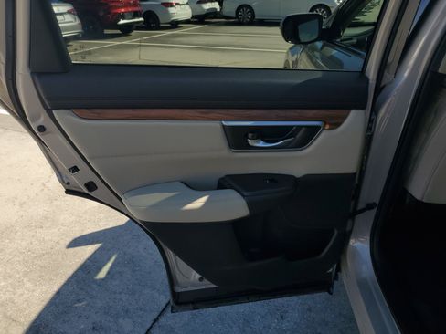 Used 2018 Honda CR-V EX image 14