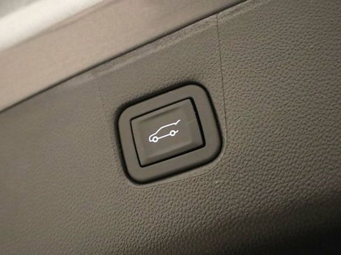 Used 2025 Chevrolet Blazer RS w/ Driver Confidence II Package image 34