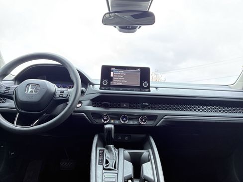 Certified 2023 Honda Accord LX image 28