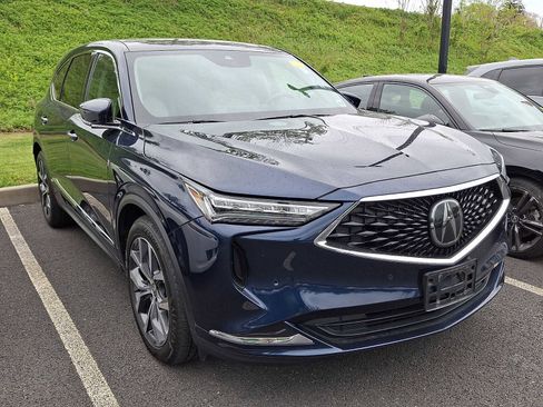 Used 2024 Acura MDX SH-AWD w/ Technology Package image 3
