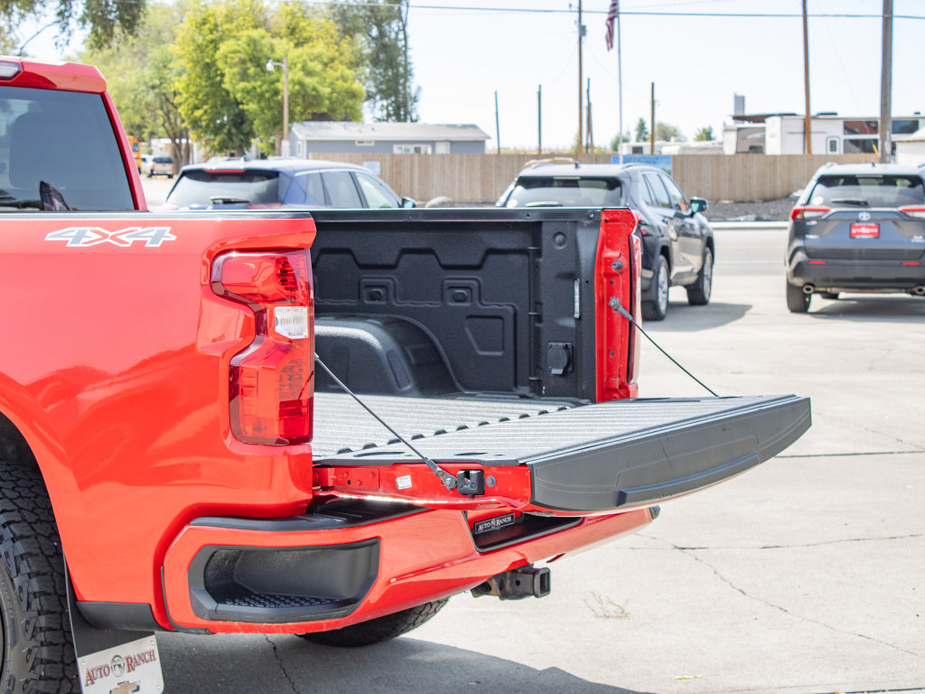 Used 2024 Chevrolet Silverado 1500 Custom w/ LPO, Dark Essentials Package AWD/4WD image 10